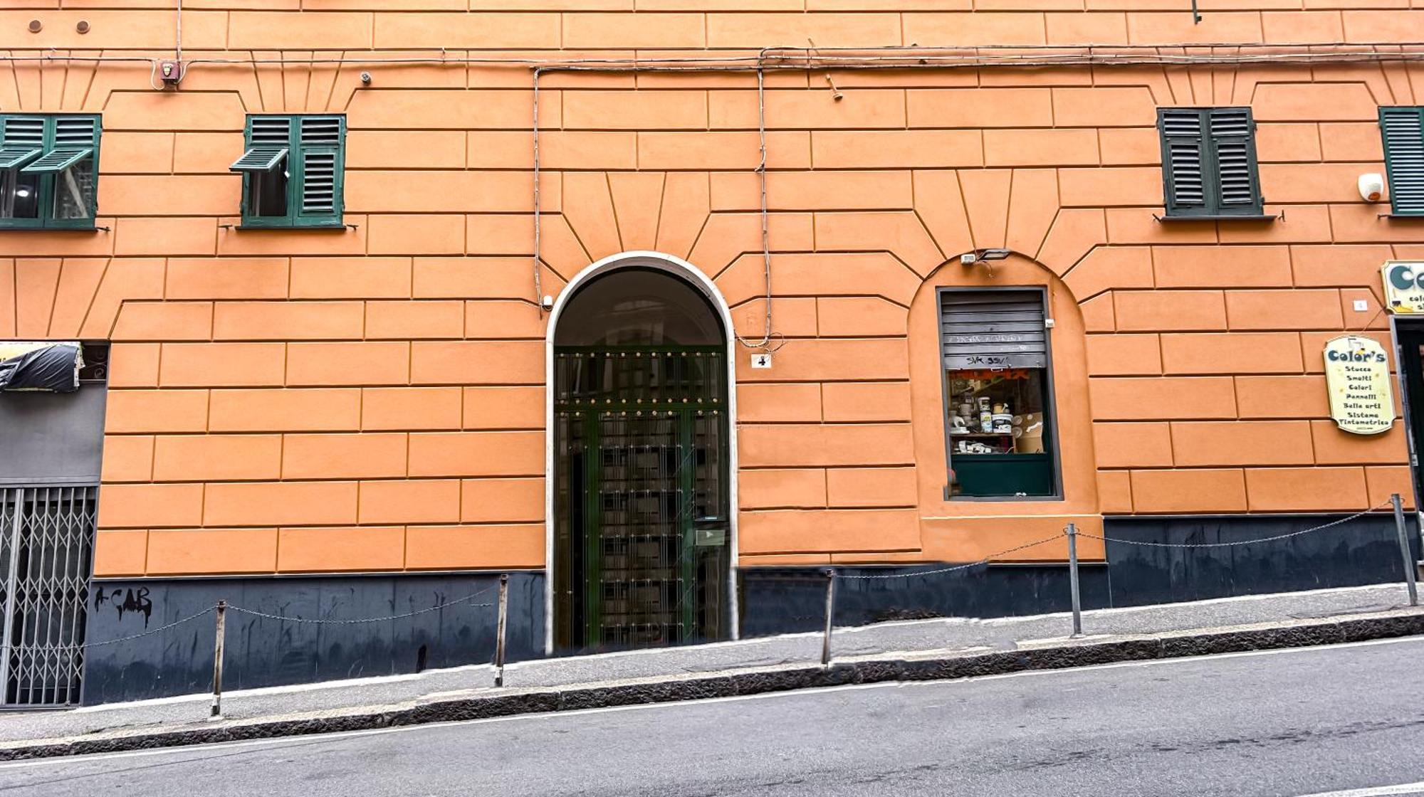 Galia It Self Check In H24 * Genoa