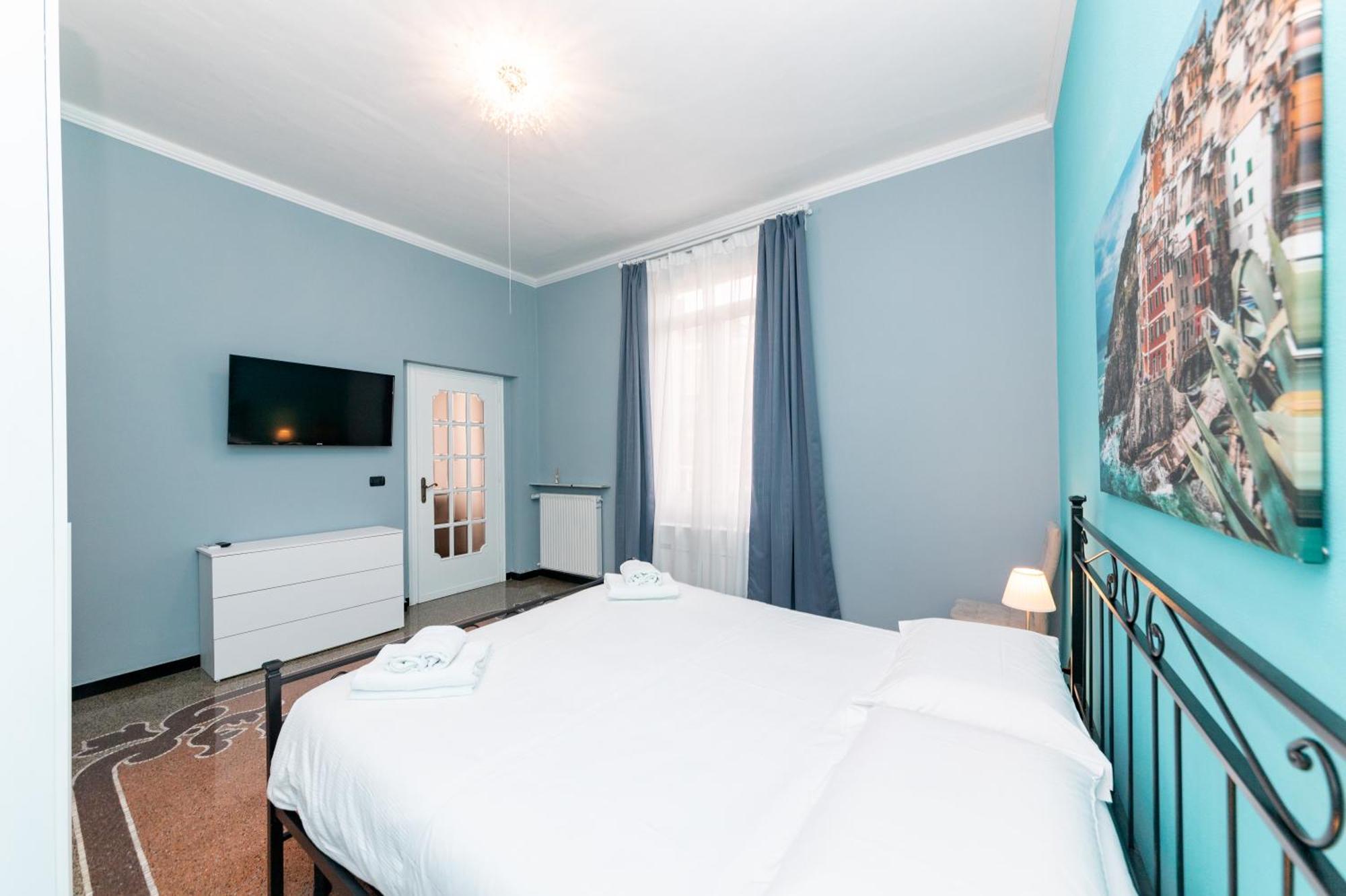 Galia Roomsself Check In H24 Genoa