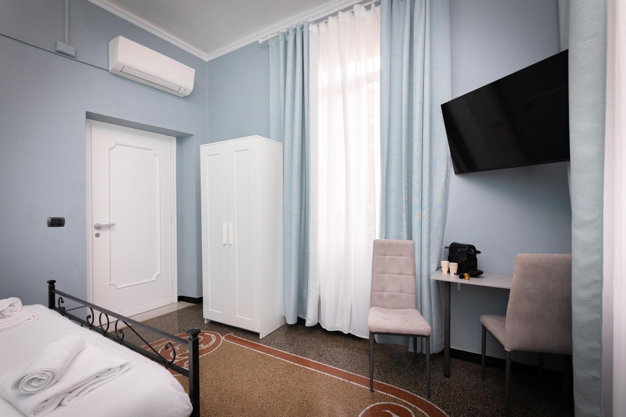 Galia Roomsself Check In H24
